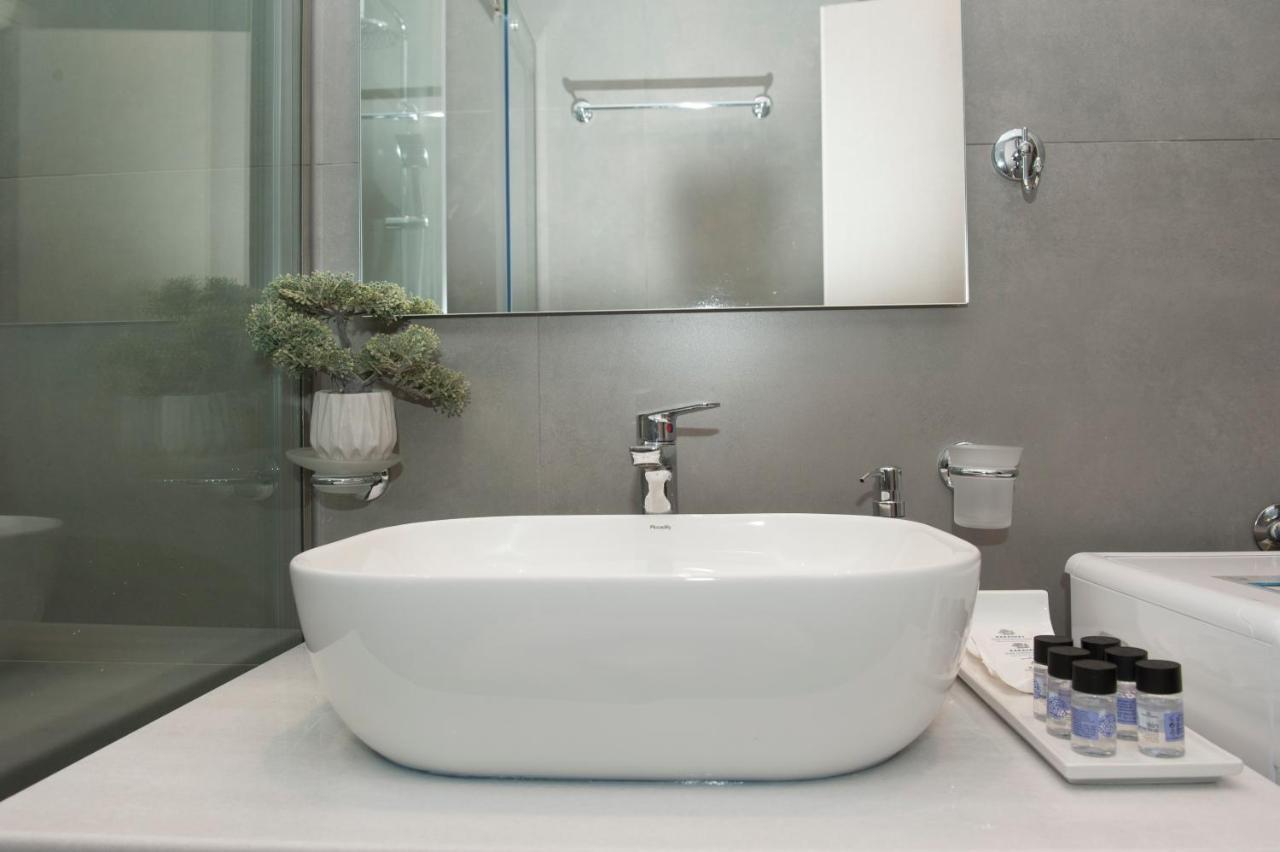 Olympia Luxury Apartment In Marousi Афины Экстерьер фото